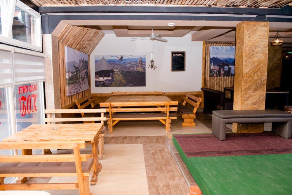 Etno Selo Bok Bed & Breakfast Vrhpolje Eksteriør bilde