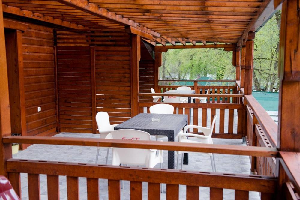 Etno Selo Bok Bed & Breakfast Vrhpolje Eksteriør bilde