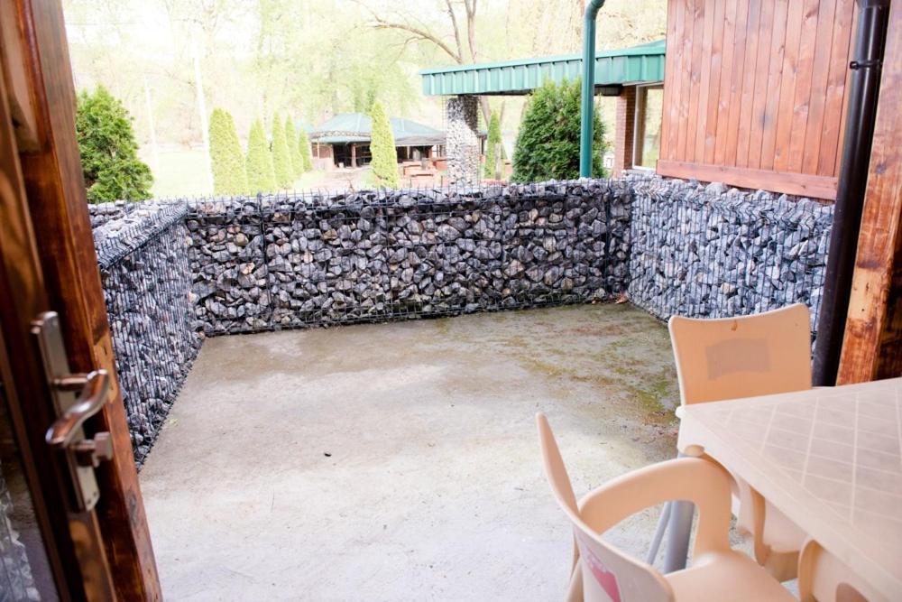 Etno Selo Bok Bed & Breakfast Vrhpolje Eksteriør bilde